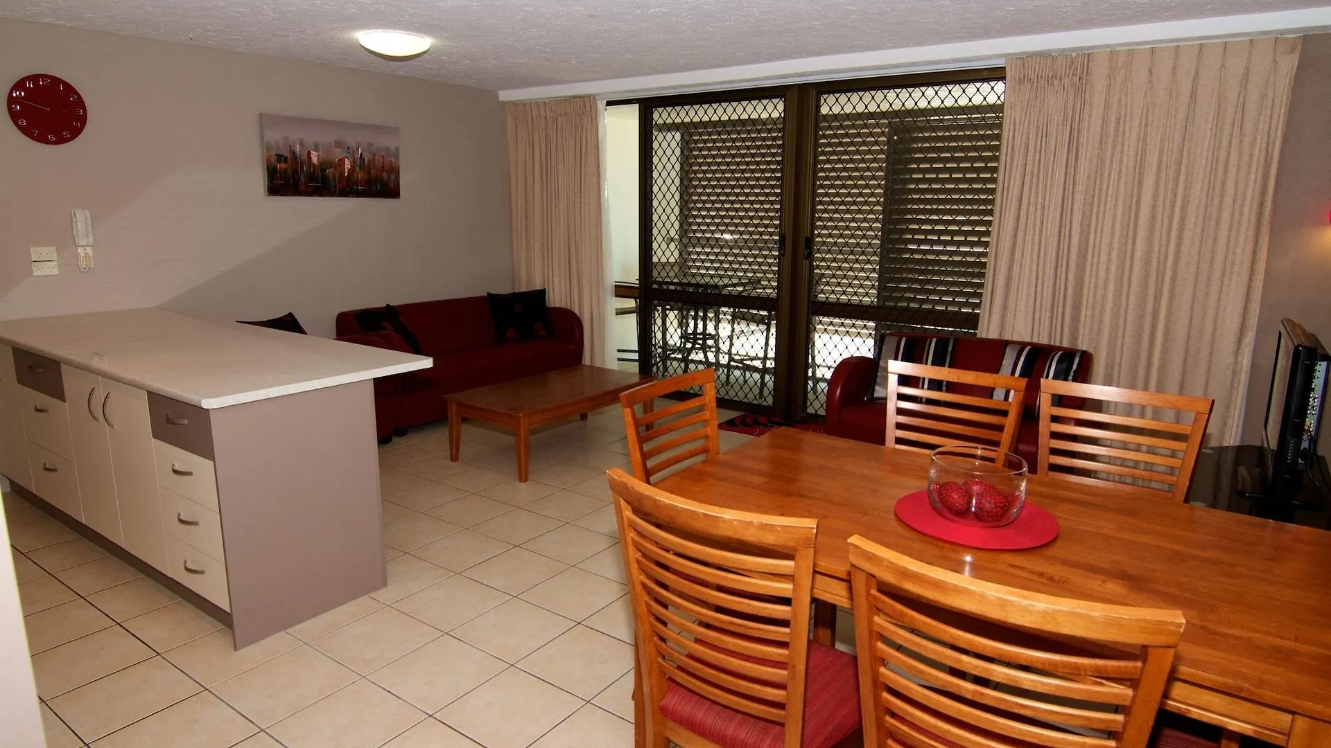 Merrima Court Holidays Caloundra