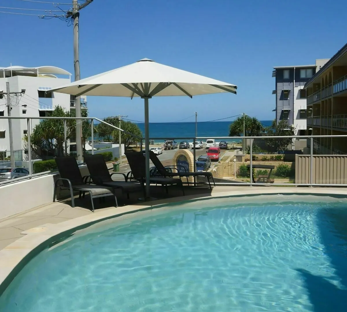 Merrima Court Holidays Caloundra